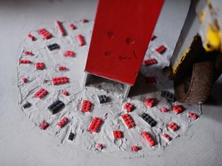 化粧柱床部分　レゴブロック埋め込み