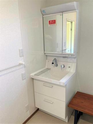 洗面化粧台交換