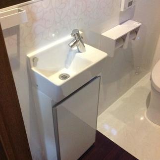 トイレ内手洗器　タカラスタンダード