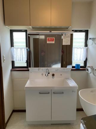 洗面化粧台　工事後