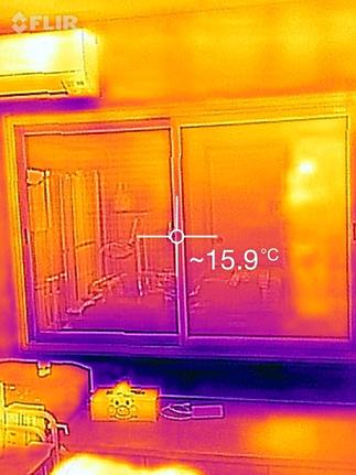 赤外線サーモグラフィの内窓設置後の画像
