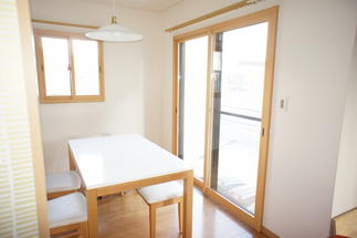 周囲の内観とも良くマッチして違和感なく設置できました。