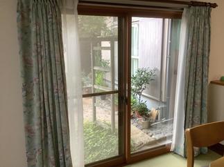 大きな窓も内窓で快適に！