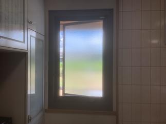 LIXIL　リプラス高断熱汎用枠・縦滑り出し窓