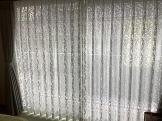 寝室カーテンも掛け替え