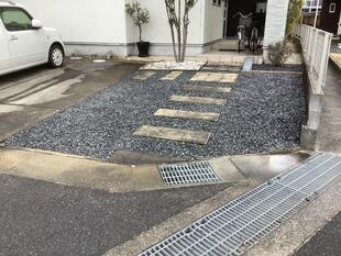 岡山県岡山市北区　防草シート砕石敷施工事例