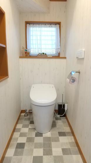 世界最小トイレを設置ですっきり広々トイレに大変身！！