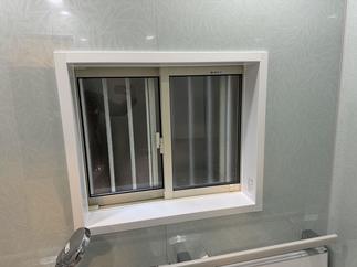 浴室の窓の新調