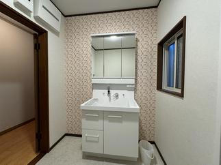 新規洗面台　LIXILピアラ