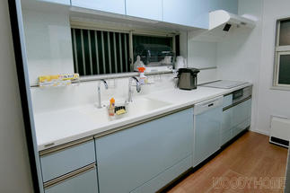 お好みのブルーのキッチン