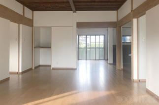 和室を台所などとつなげて広いLDKに