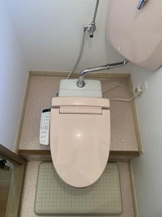 ２階トイレ　コンセント新設