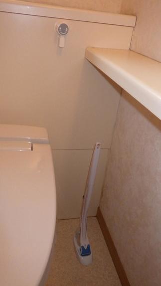 BEFORE　手洗い棚切断前