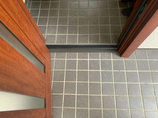 玄関ドア交換後