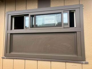 窓の開口縮小（外側）