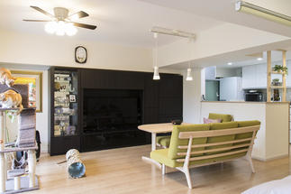 リビング・ダイニングとオープンにつながるキッチン