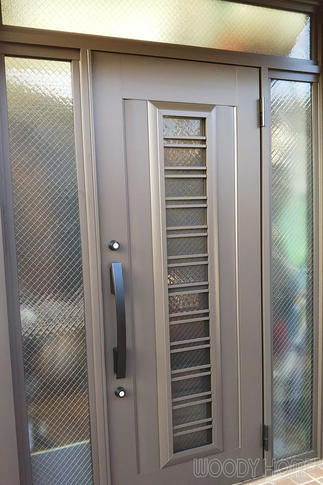 カバー工法で1日で玄関交換