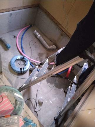 【工事中】解体後の土間です。