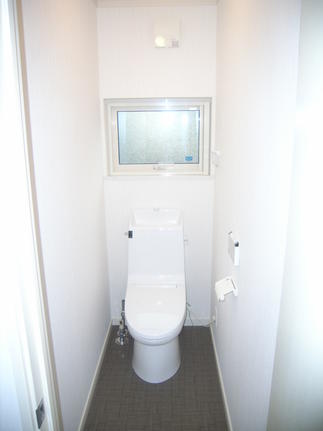 節水型の便器に取替えました。