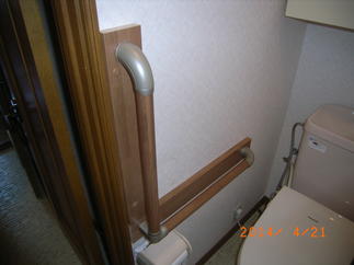 立ったり、座ったりが楽にそして安全に