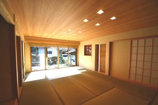 みんなが集まる憩いの和室