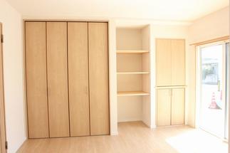 続き間の和室を家族の寝室に