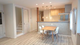 動線がスムーズなリビング階段