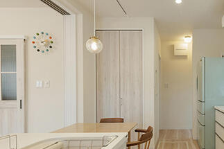 間取りを変えてつくったパントリー