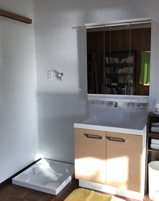 開放的な洗面室