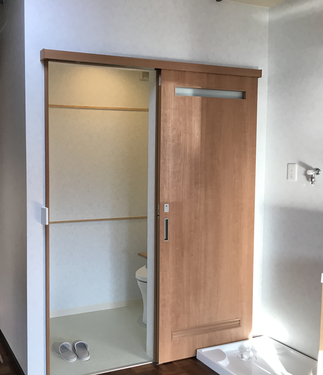 トイレを片引戸に