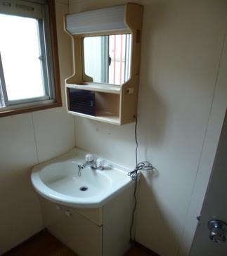 洗面化粧室　施工前