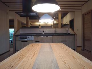 使う人に合わせて使いやすいキッチンへ