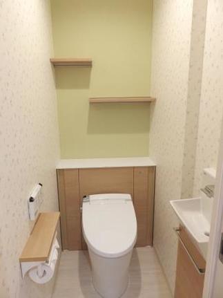 お手入れしやすく清潔感あるトイレ