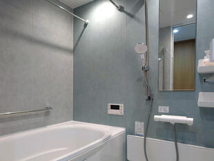 家事もくつろぎも快適に。やさしい色合いで整えた水まわり