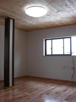 断熱工事で冬も快適。スッキリ広々になった洋室。