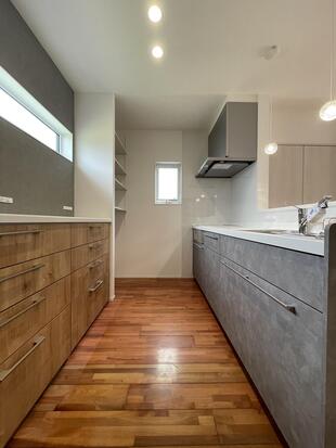 おじいさまが建てた家を孫夫婦が引き継ぐ