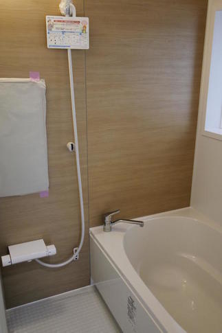 清潔感のある浴室