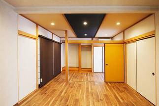 キッチン・ダイニングから一続きで広さを感じる空間に