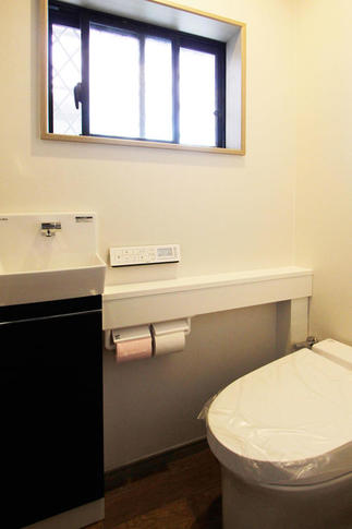 省スペースのトイレ室