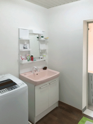 使い勝手の良い洗面化粧台！