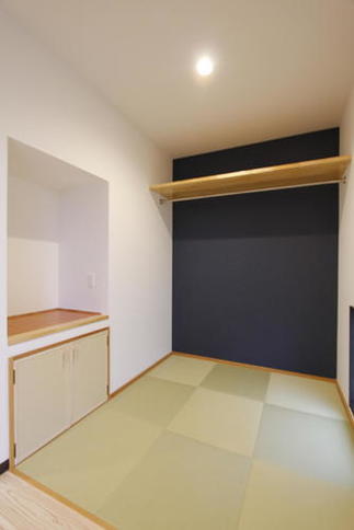 リビング横の畳スペース