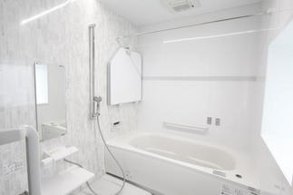 入浴タイムでキレイになれる浴室