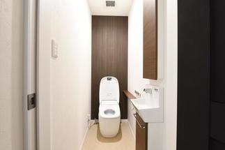 タンクレストイレ