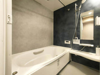 清潔感のある浴室