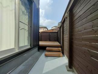 使いやすいウッドデッキになりました