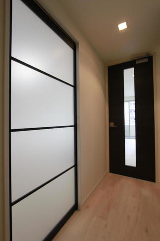 明かりが入る室内建具