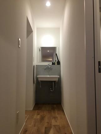 シンプル独立洗面