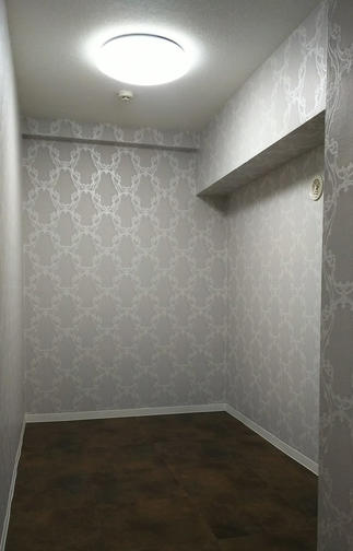 玄関横の大容量納戸