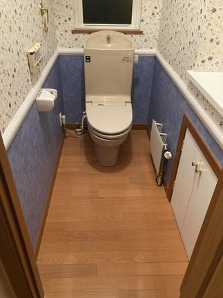 2階トイレ　ビフォー