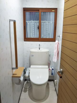 シンプルだけど、かわいらしいトイレに